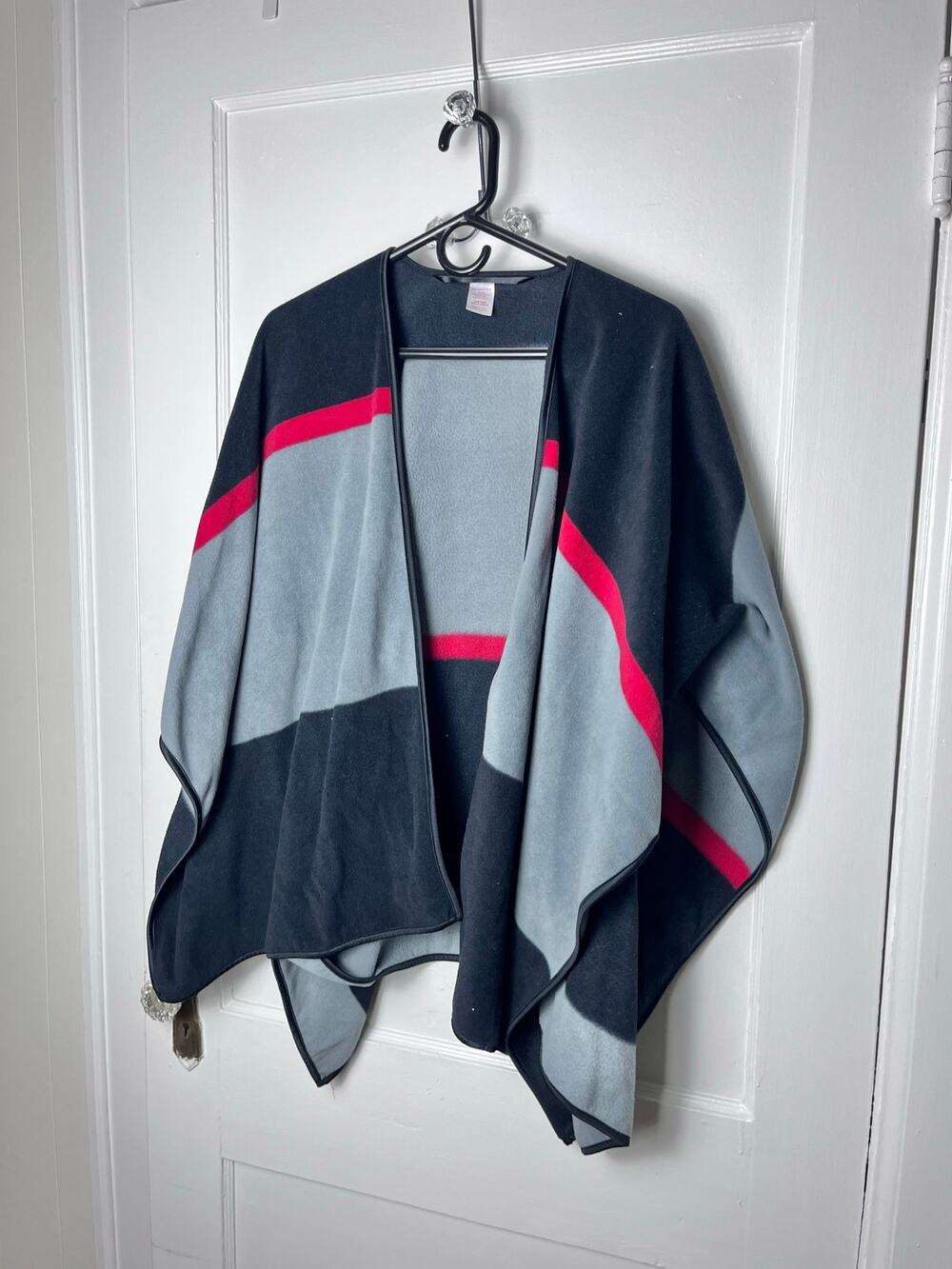 Faded Glory Black Red Gray Fleece Poncho Wrap